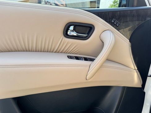 Used 2024 Nissan Armada Platinum w/ Captain's Chairs Package image 11