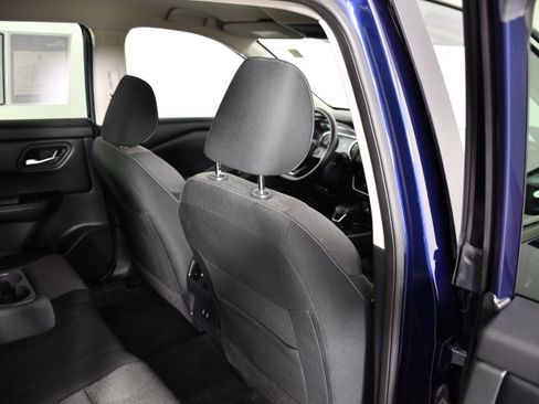 Used 2025 Nissan Rogue SV AWD/4WD image 41