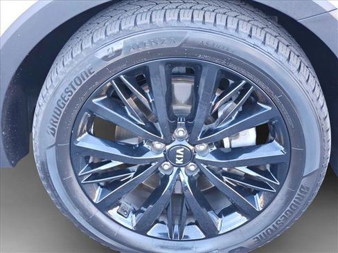 Used 2020 Kia Telluride SX w/ SX Prestige Package image 23