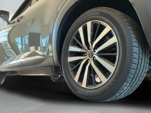 Used 2023 Nissan Pathfinder Platinum w/ Cargo Package AWD/4WD image 40
