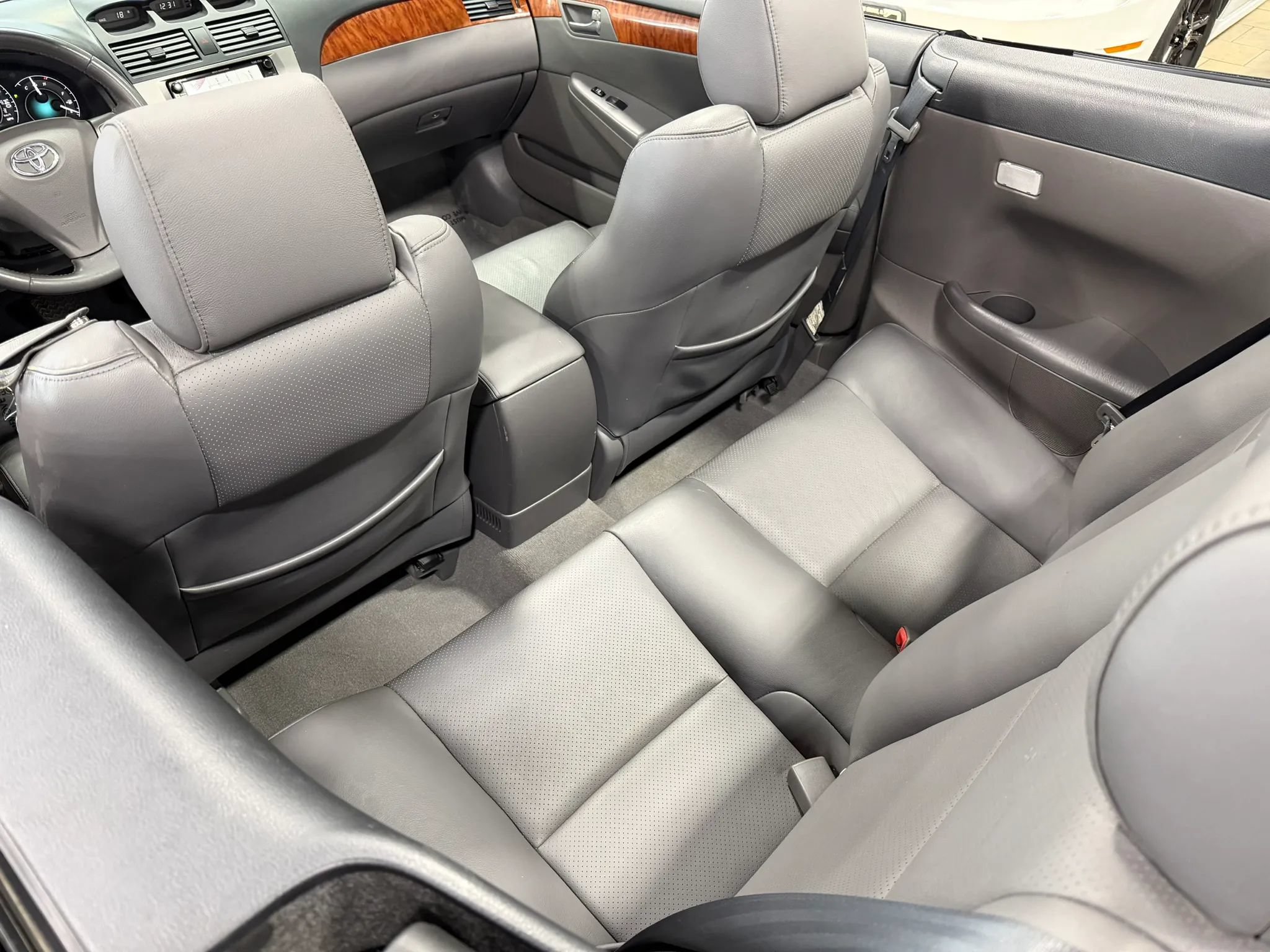 Used 2008 Toyota Solara SLE FWD image 31
