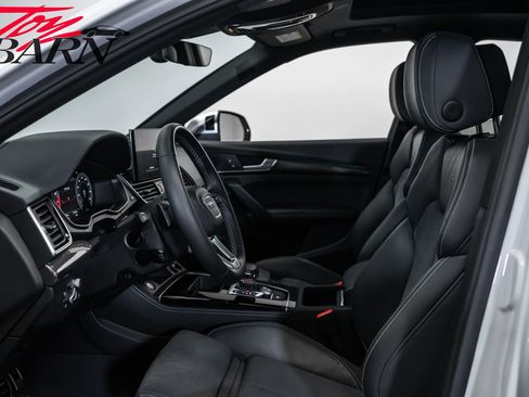 Used 2023 Audi SQ5 Prestige image 26