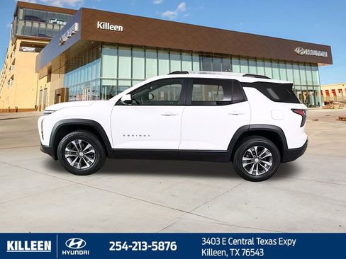 Used 2025 Chevrolet Equinox LT w/ Convenience Package II image 4