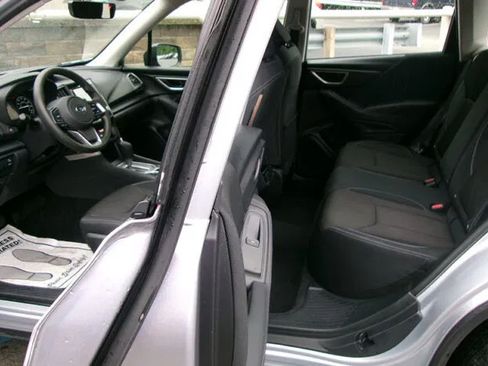Used 2020 Subaru Forester w/ Alloy Wheel Package AWD/4WD image 13