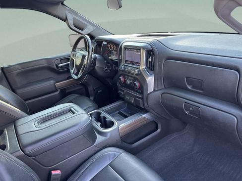 Used 2020 Chevrolet Silverado 1500 LT Trail Boss image 19