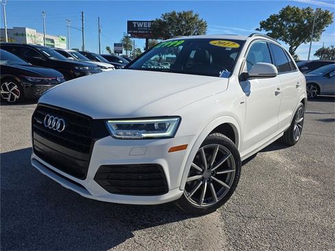 Used 2017 Audi Q3 2.0T Prestige w/ Prestige Package image 27