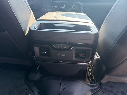 Used 2023 GMC Sierra 1500 AT4 w/ Technology Package AWD/4WD image 25