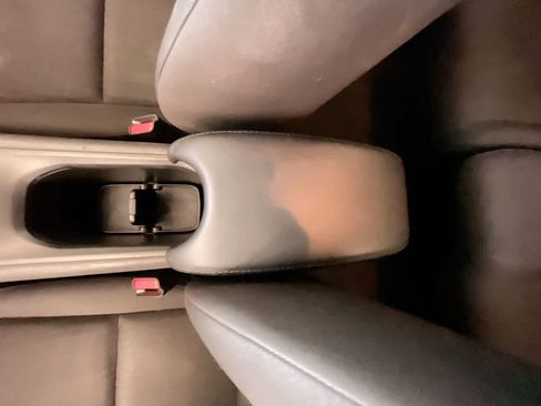 Used 2016 Honda HR-V EX image 21