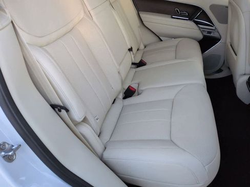 New 2026 Land Rover Range Rover SE image 21