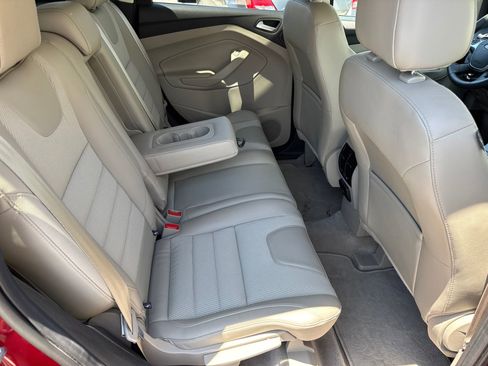 Used 2015 Ford Escape SE w/ SE Chrome Package FWD image 11