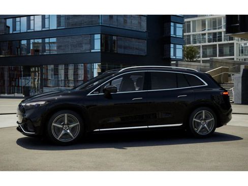 New 2026 Mercedes-Benz EQS 400 4MATIC SUV image 35