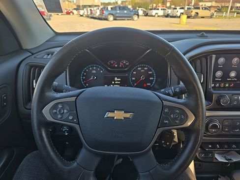 Used 2022 Chevrolet Colorado Z71 image 6
