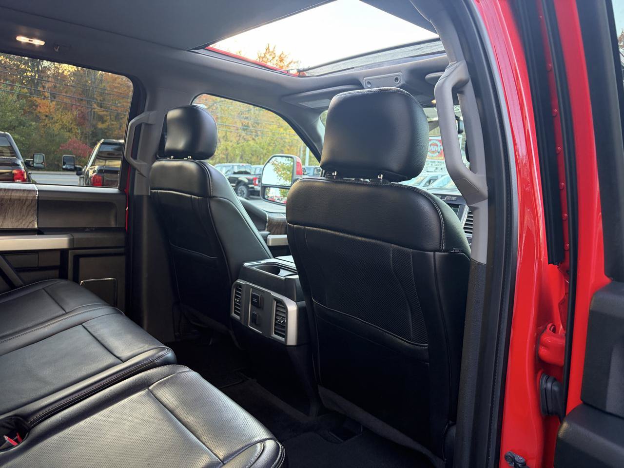 Used 2017 Ford F350 Lariat w/ Lariat Value Package AWD/4WD image 44