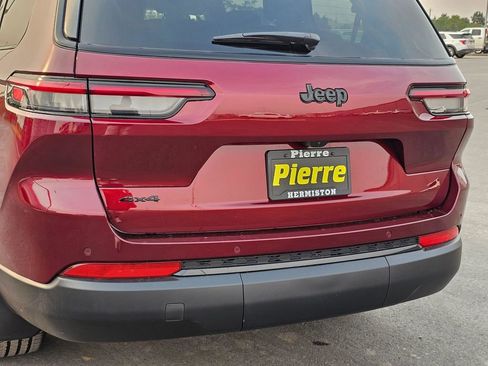 New 2025 Jeep Grand Cherokee L Altitude AWD/4WD image 7