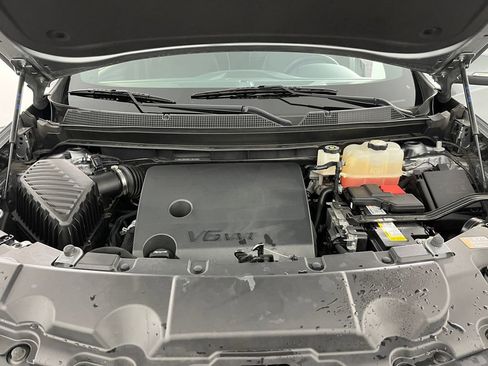 Used 2023 Chevrolet Traverse LT image 22