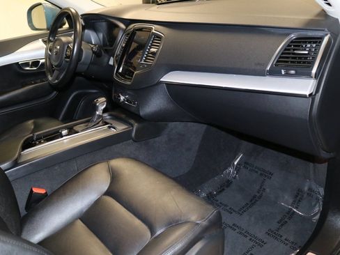 Used 2022 Volvo XC90 T5 Momentum AWD/4WD image 77