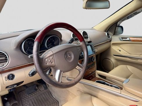 Used 2007 Mercedes-Benz GL 450 4MATIC image 2