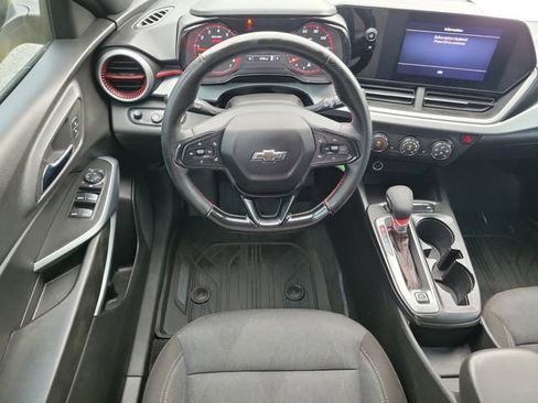 Certified 2024 Chevrolet Trax RS w/ Driver Confidence Package image 13