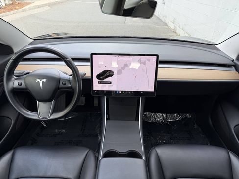 Used 2018 Tesla Model 3 Long Range AWD/4WD image 31