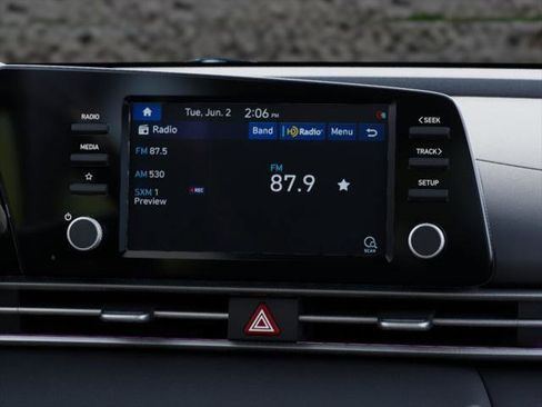 New 2026 Hyundai Elantra SE image 13