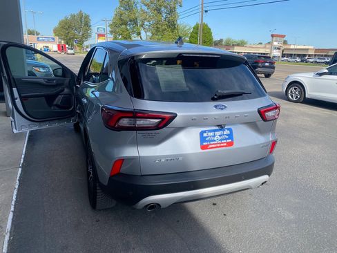 Used 2023 Ford Escape Active w/ Tech Pack #1 AWD/4WD image 25