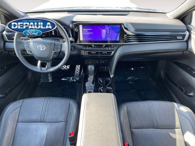 Used 2025 Toyota Camry XSE AWD/4WD image 11