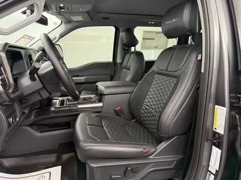 New 2026 Ford F250 Lariat w/ Black Appearance Package image 41