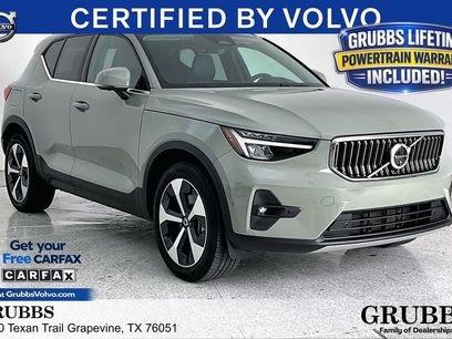 Certified 2025 Volvo XC40 B5 Plus