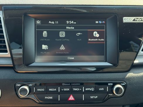 Used 2019 Kia Niro LX FWD image 23
