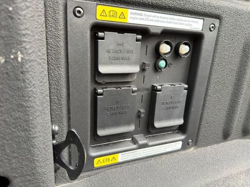 Used 2024 Ford F150 Lariat w/ Equipment Group 502A High image 12