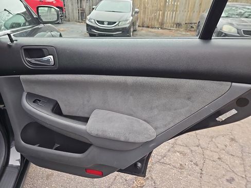 Used 2007 Honda Accord SE image 22