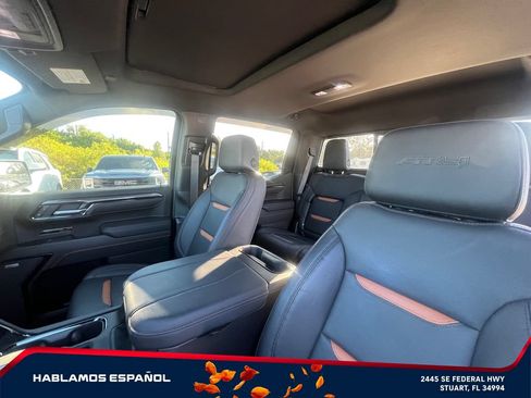 Certified 2025 GMC Sierra 1500 AT4 w/ AT4 Premium Package AWD/4WD image 15