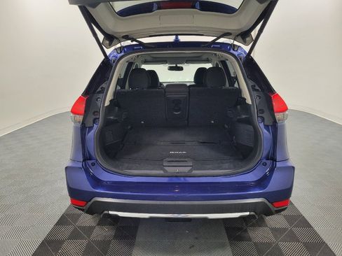 Used 2017 Nissan Rogue SV w/ Sun & Sound Touring Package AWD/4WD image 29