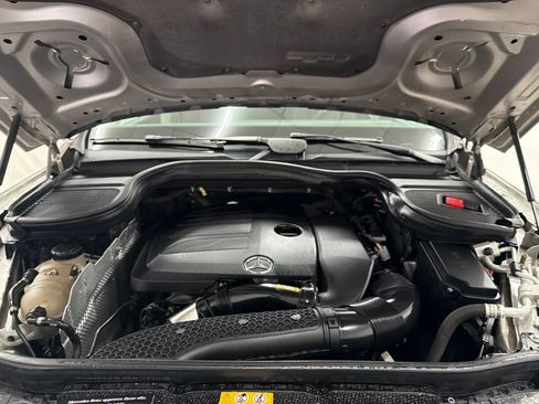 Used 2020 Mercedes-Benz GLE 350 4MATIC image 31