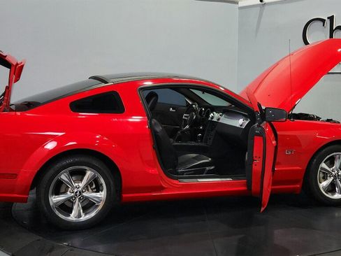 Used 2006 Ford Mustang GT RWD image 21