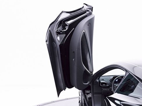 Used 2026 McLaren Artura RWD image 49