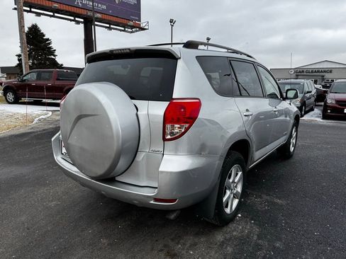Used 2007 Toyota RAV4 Limited image 36