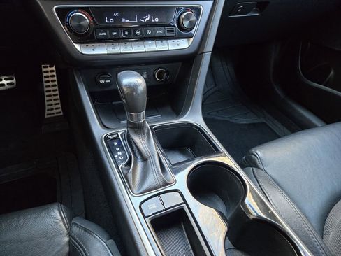 Used 2018 Hyundai Sonata Sport w/ Cargo Package image 14