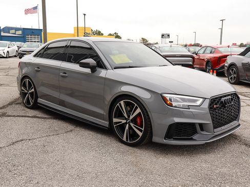Used 2018 Audi RS 3 w/ Technology Package image 3