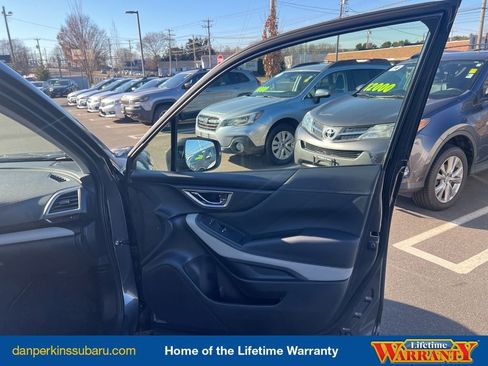Used 2024 Subaru Forester Limited image 37