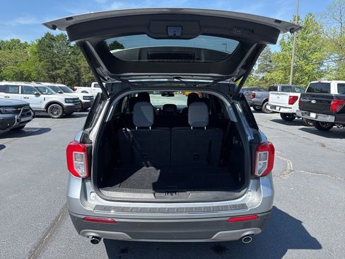 Used 2024 Ford Explorer Limited AWD/4WD image 30