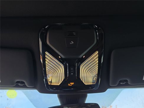 New 2026 BMW 430i xDrive w/ Premium Package image 25