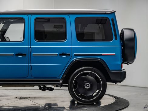 Used 2025 Mercedes-Benz G 63 AMG 4MATIC w/ Night Package Magno image 8