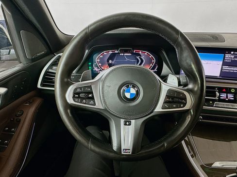 Used 2020 BMW X5 M50i w/ Executive Package AWD/4WD image 11