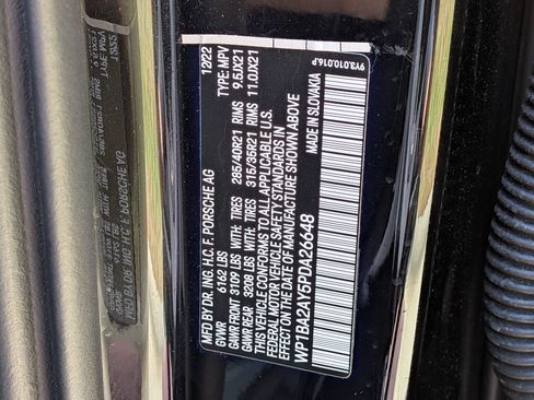 Certified 2023 Porsche Cayenne Platinum Edition AWD/4WD image 39