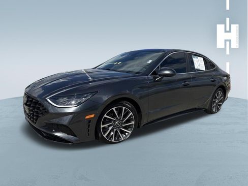 Used 2022 Hyundai Sonata Limited FWD image 3