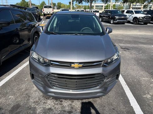 Used 2020 Chevrolet Trax LS w/ Tint and Cruise Package FWD image 2