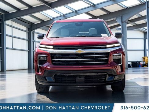 New 2026 Chevrolet Traverse High Country FWD image 28