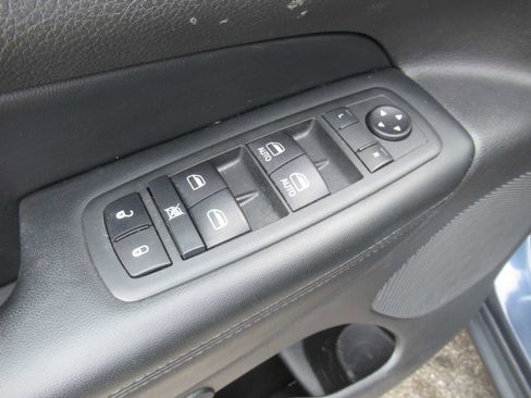 Used 2020 Jeep Grand Cherokee Limited w/ Luxury Group II AWD/4WD image 17