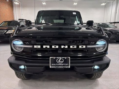 Used 2022 Ford Bronco Outer Banks image 2